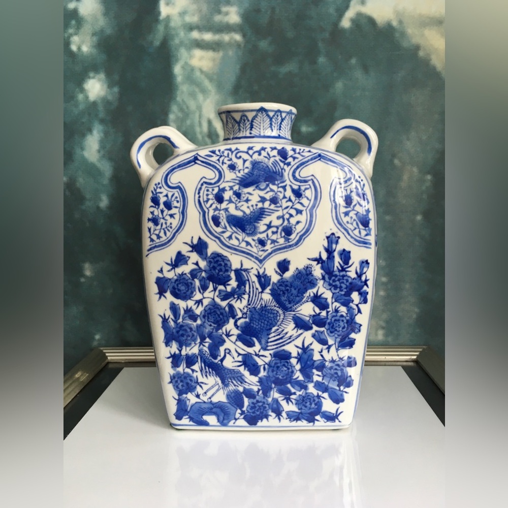 9.5" Tall Hand Painted Blue & White Chinese Porcelain Pillow Bottle Flower Vase